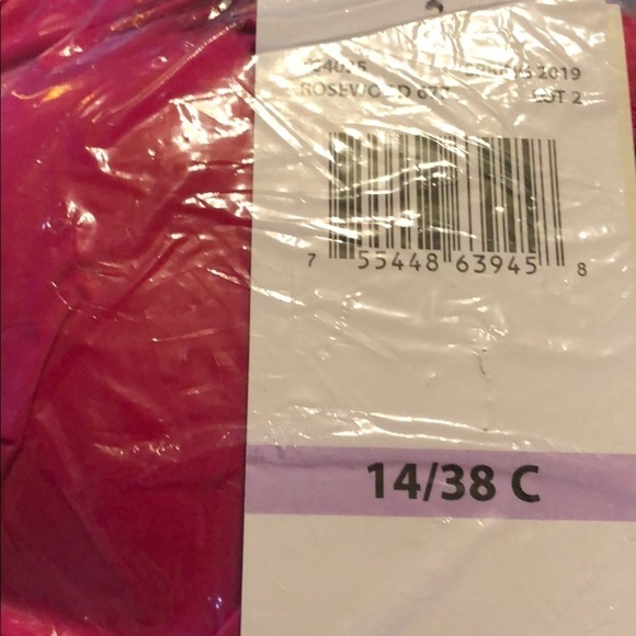 COCO Reef V Neck One Piece Swimsuit - Picture 2 of 5